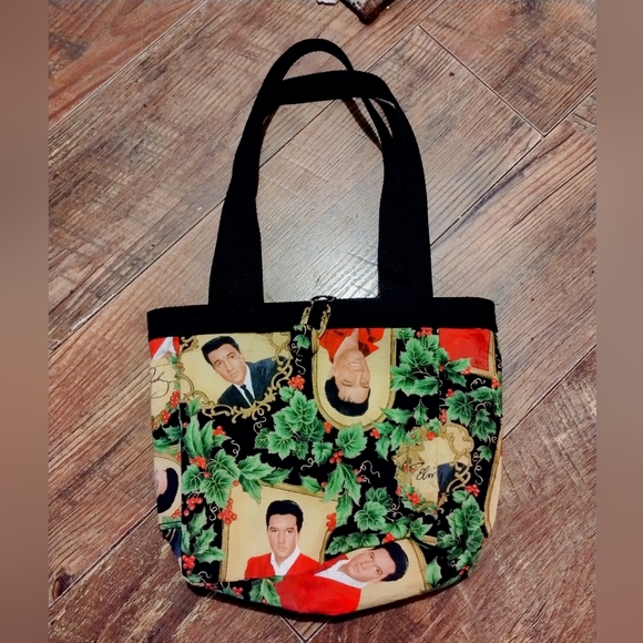 Elvis 68 Performance Red Womens Purse 19cm